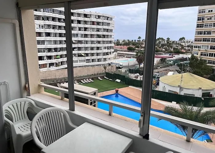 Design Seaview Flat Next To Yumbo