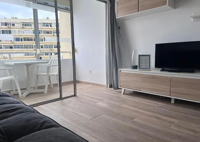 Design Seaview Flat Next To Yumbo