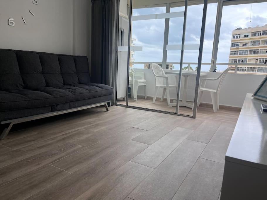 Design Seaview Flat Next To Yumbo